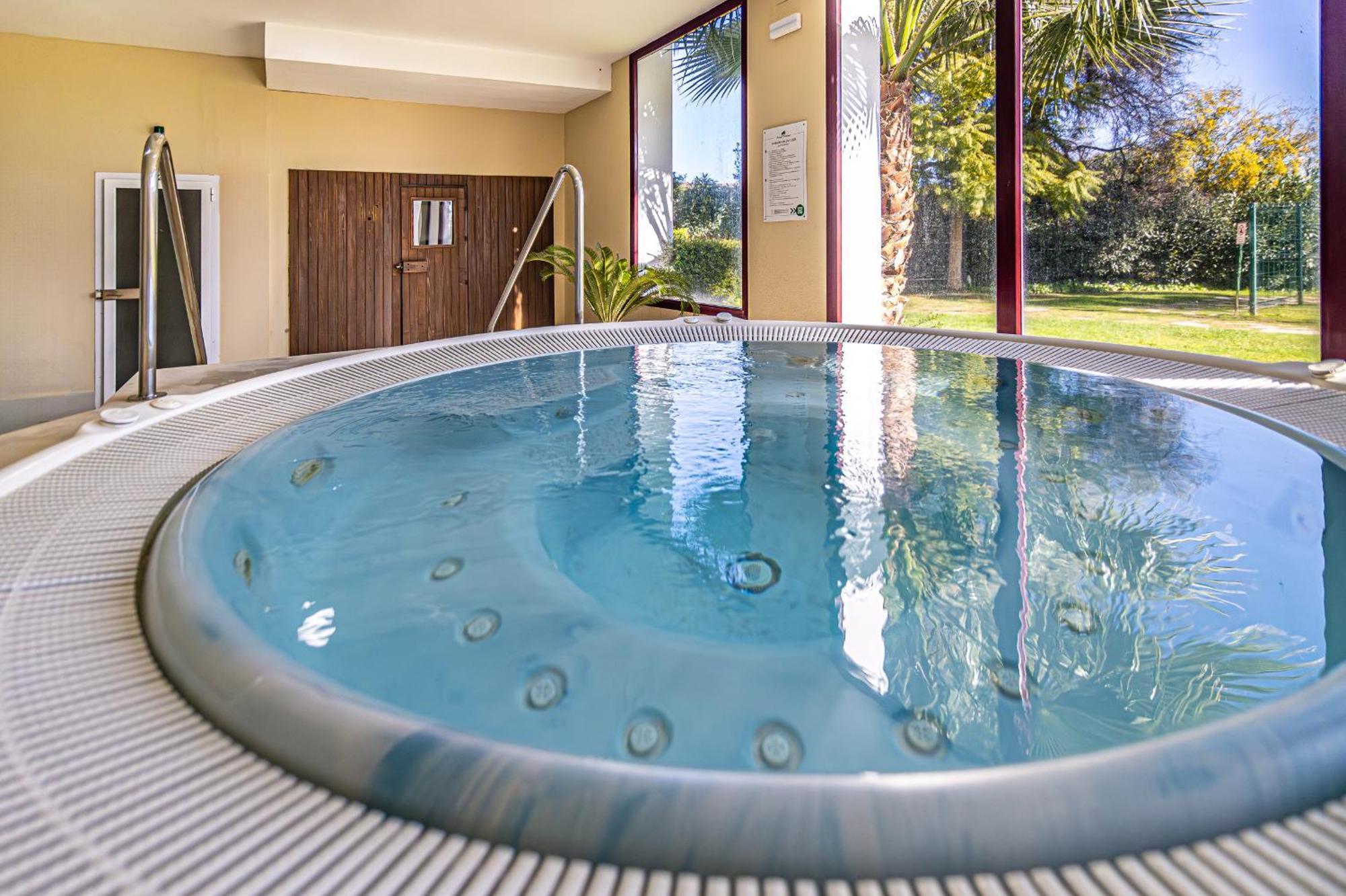 Rentitspain Apartamento Charming Gym, Jacuzzi Y Balcon Εστεπόνα Εξωτερικό φωτογραφία