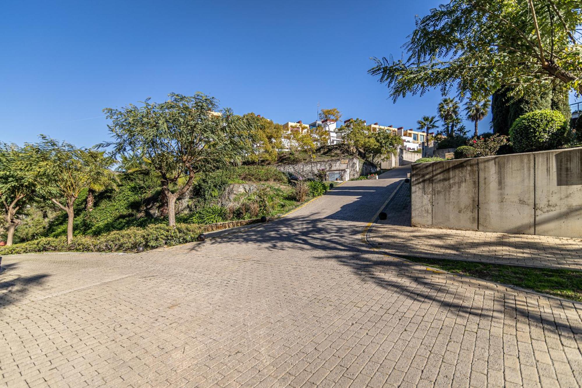 Rentitspain Apartamento Charming Gym, Jacuzzi Y Balcon Εστεπόνα Εξωτερικό φωτογραφία