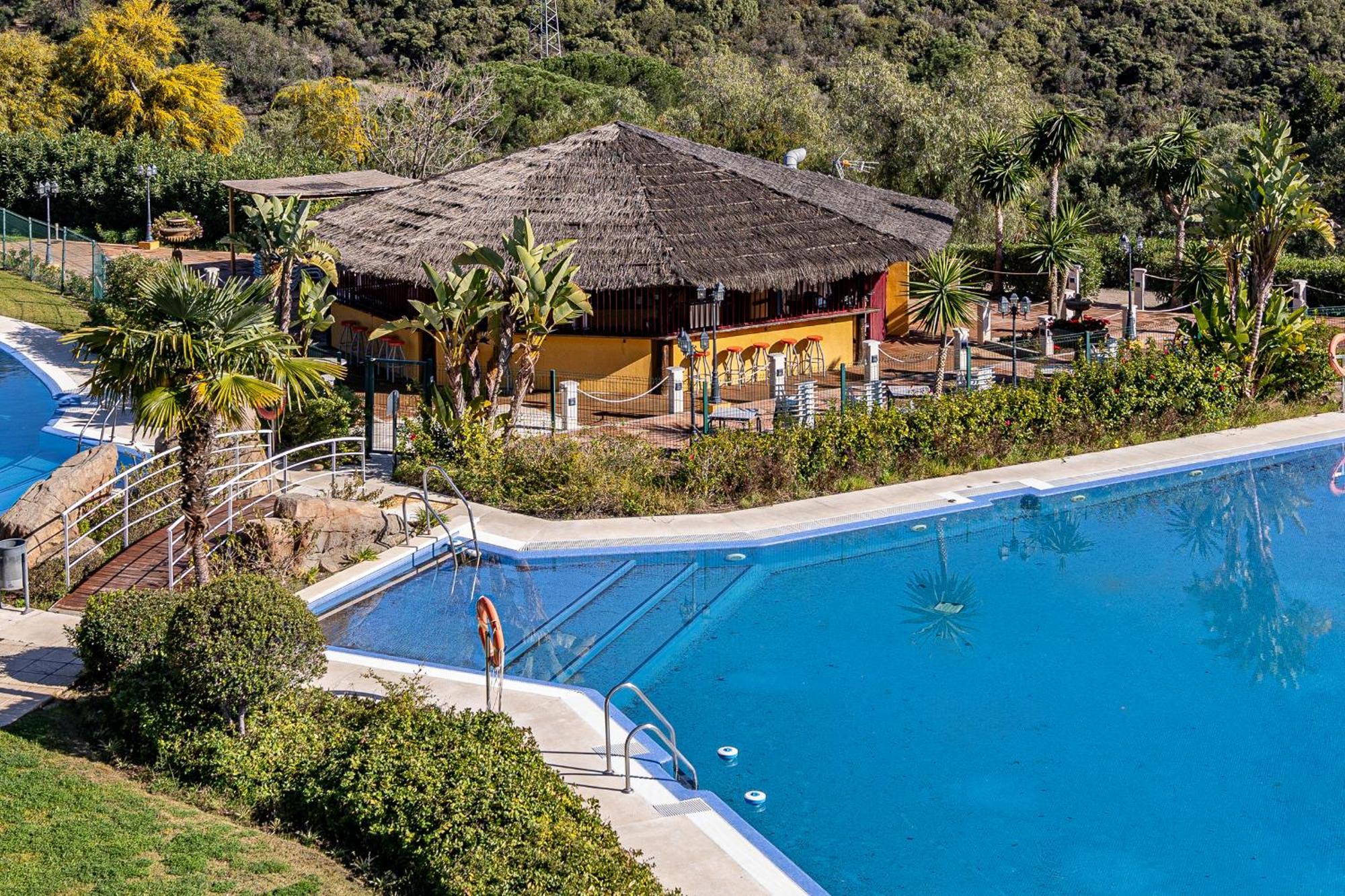 Rentitspain Apartamento Charming Gym, Jacuzzi Y Balcon Εστεπόνα Εξωτερικό φωτογραφία