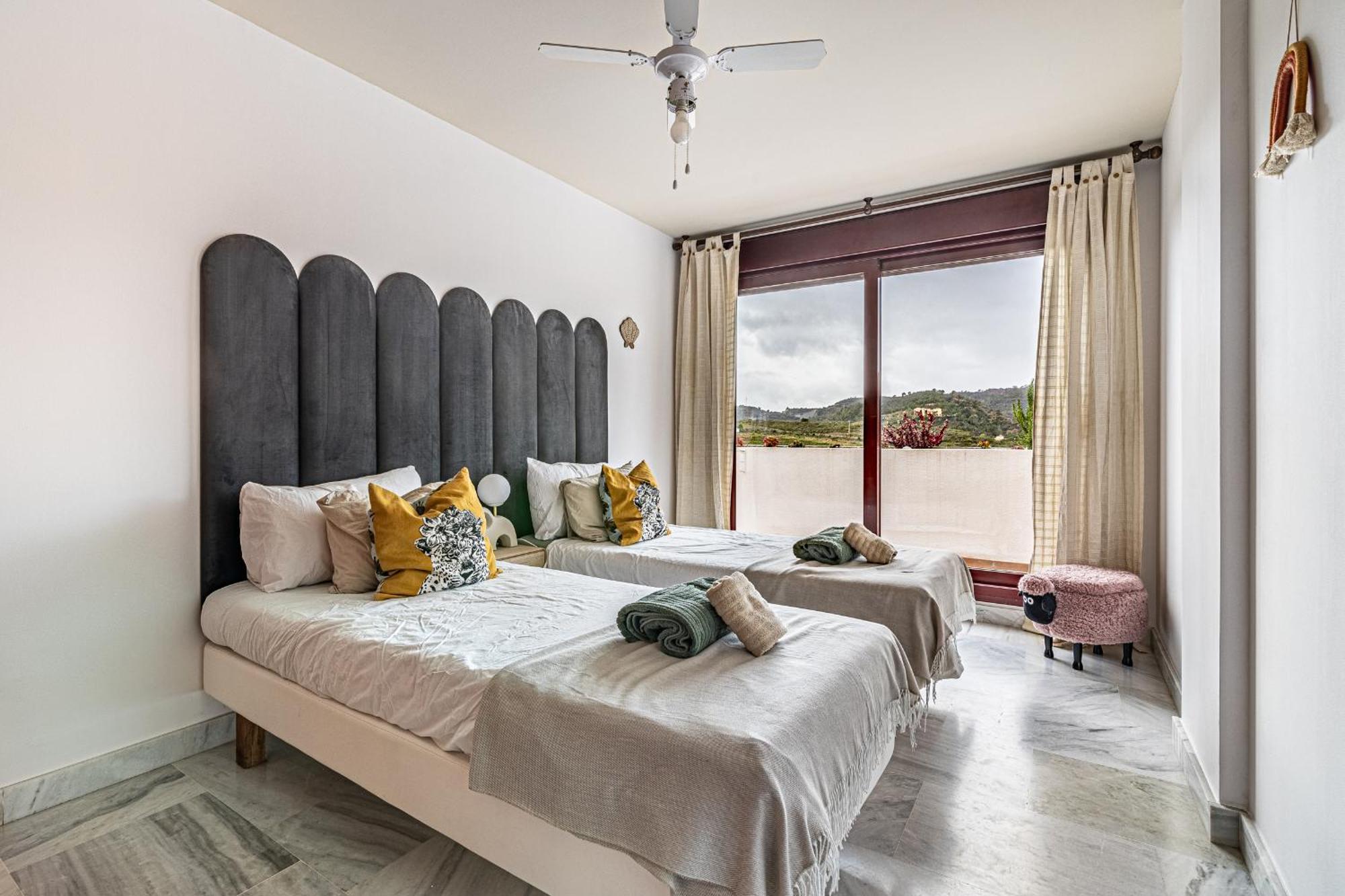 Rentitspain Apartamento Charming Gym, Jacuzzi Y Balcon Εστεπόνα Εξωτερικό φωτογραφία