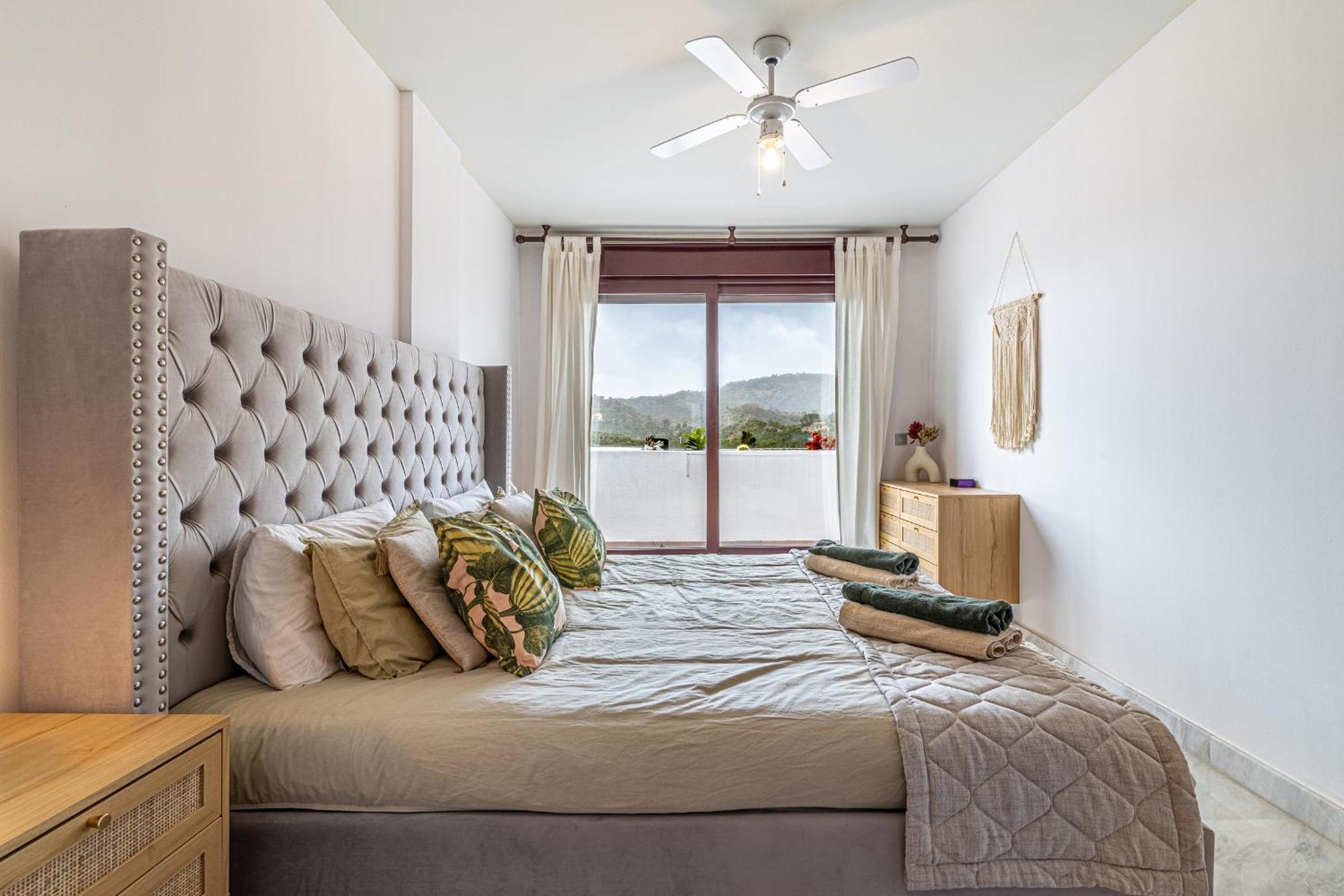 Rentitspain Apartamento Charming Gym, Jacuzzi Y Balcon Εστεπόνα Εξωτερικό φωτογραφία